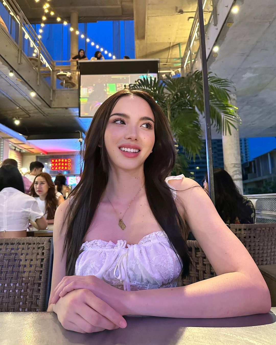 เทีย ทวีพาณิชย์พันธุ์