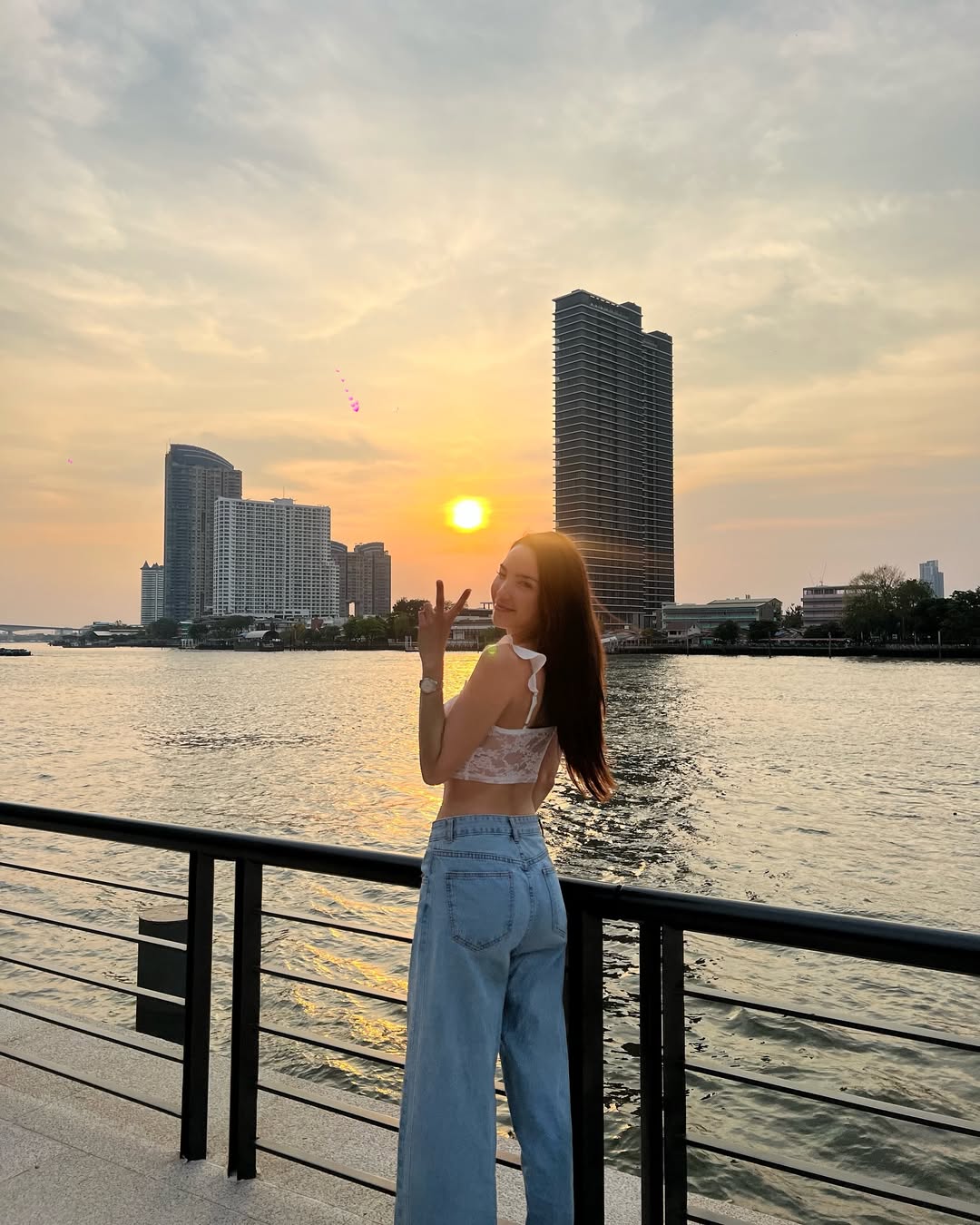เทีย ทวีพาณิชย์พันธุ์