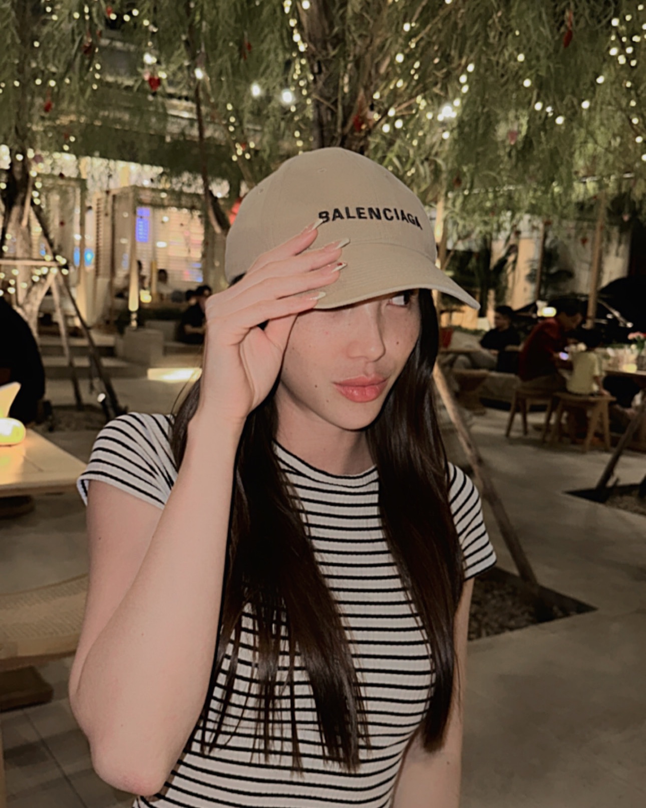 เทีย ทวีพาณิชย์พันธุ์