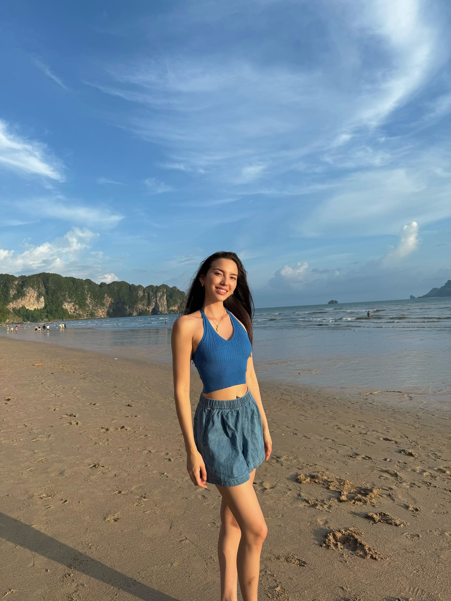 เทีย ทวีพาณิชย์พันธุ์