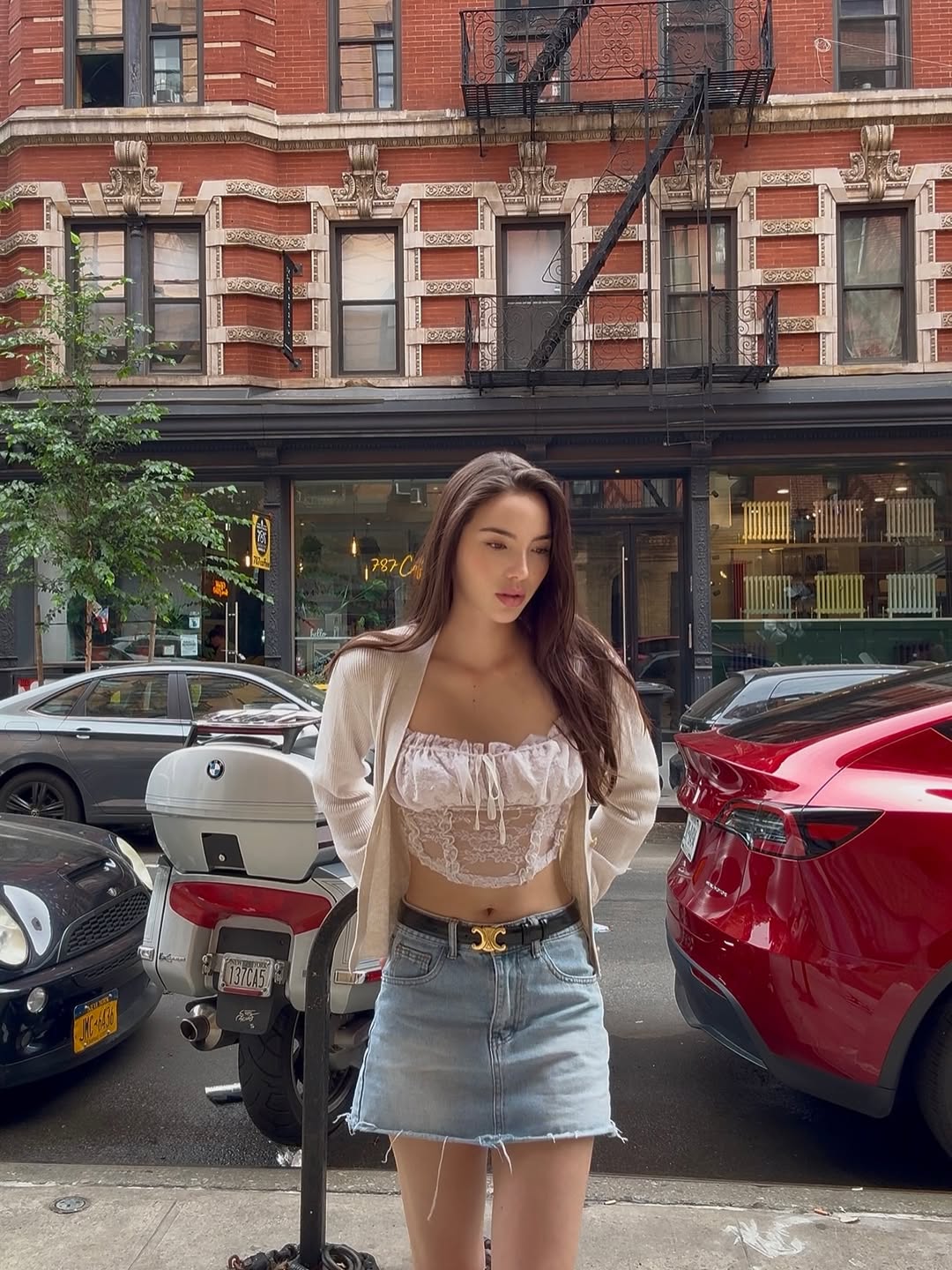 เทีย ทวีพาณิชย์พันธุ์