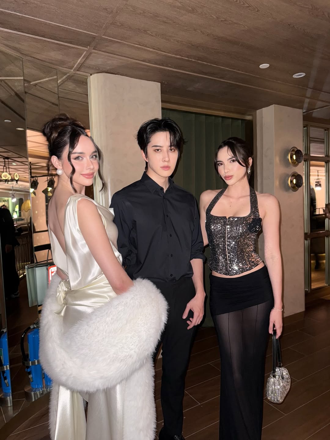 เทีย ทวีพาณิชย์พันธุ์