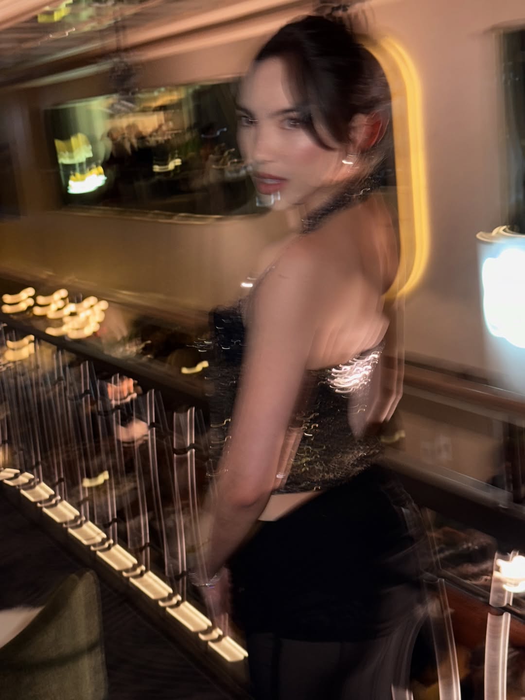 เทีย ทวีพาณิชย์พันธุ์