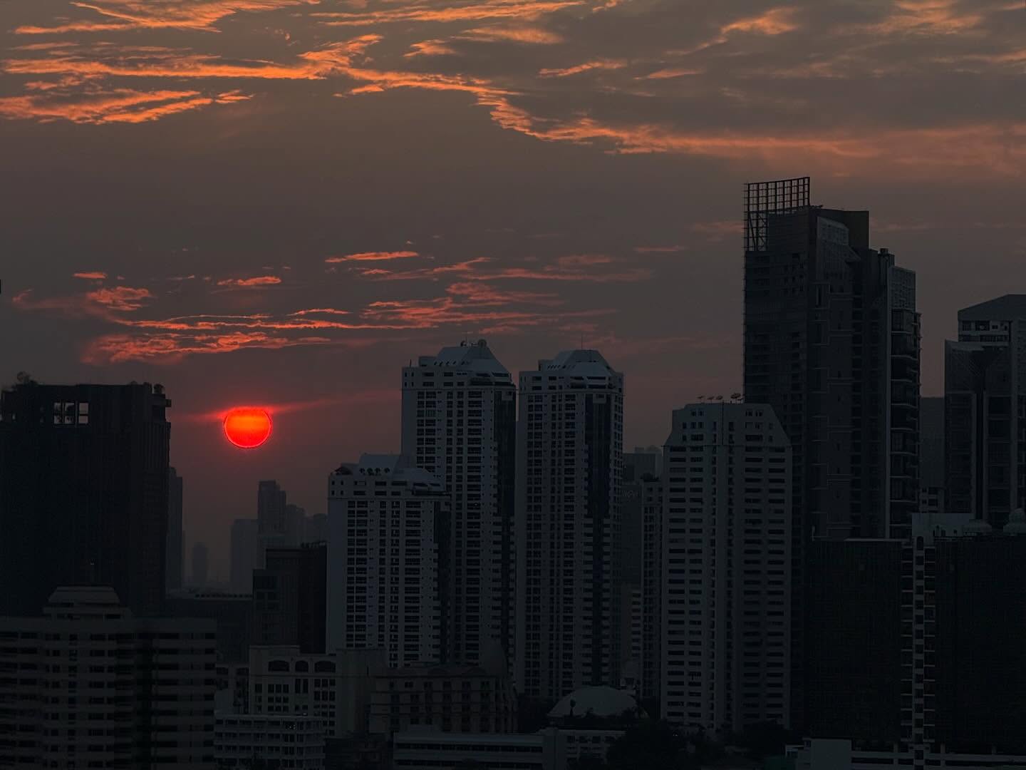 เทีย ทวีพาณิชย์พันธุ์