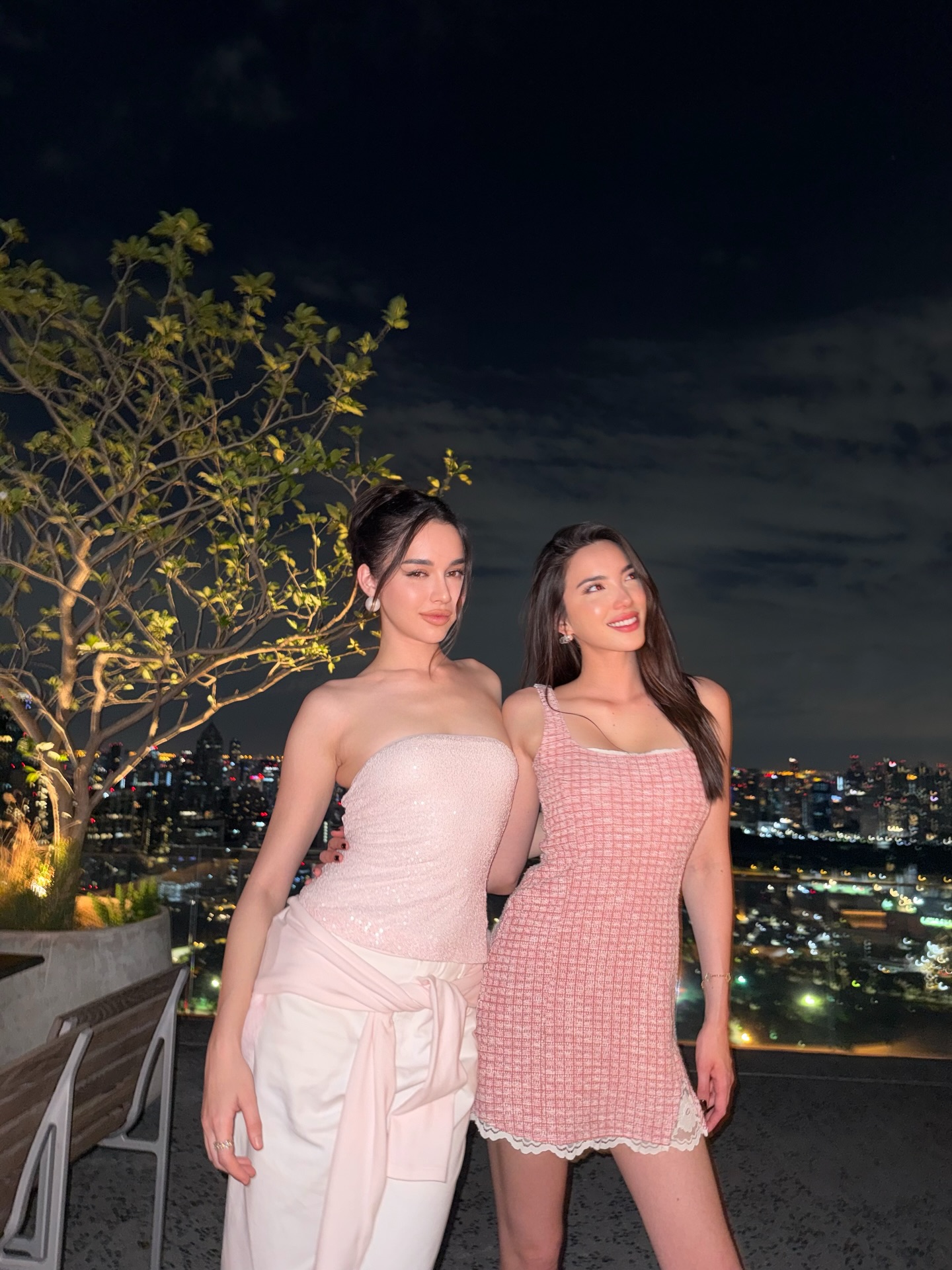 เทีย ทวีพาณิชย์พันธุ์