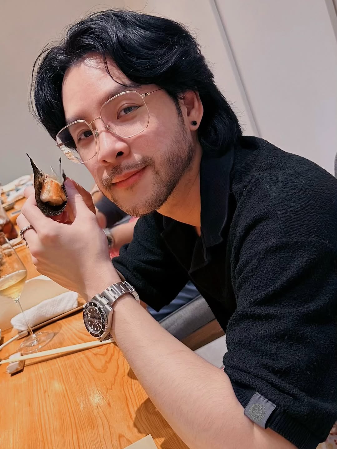 ทอม - อิศรา กิจนิตย์ชีว์