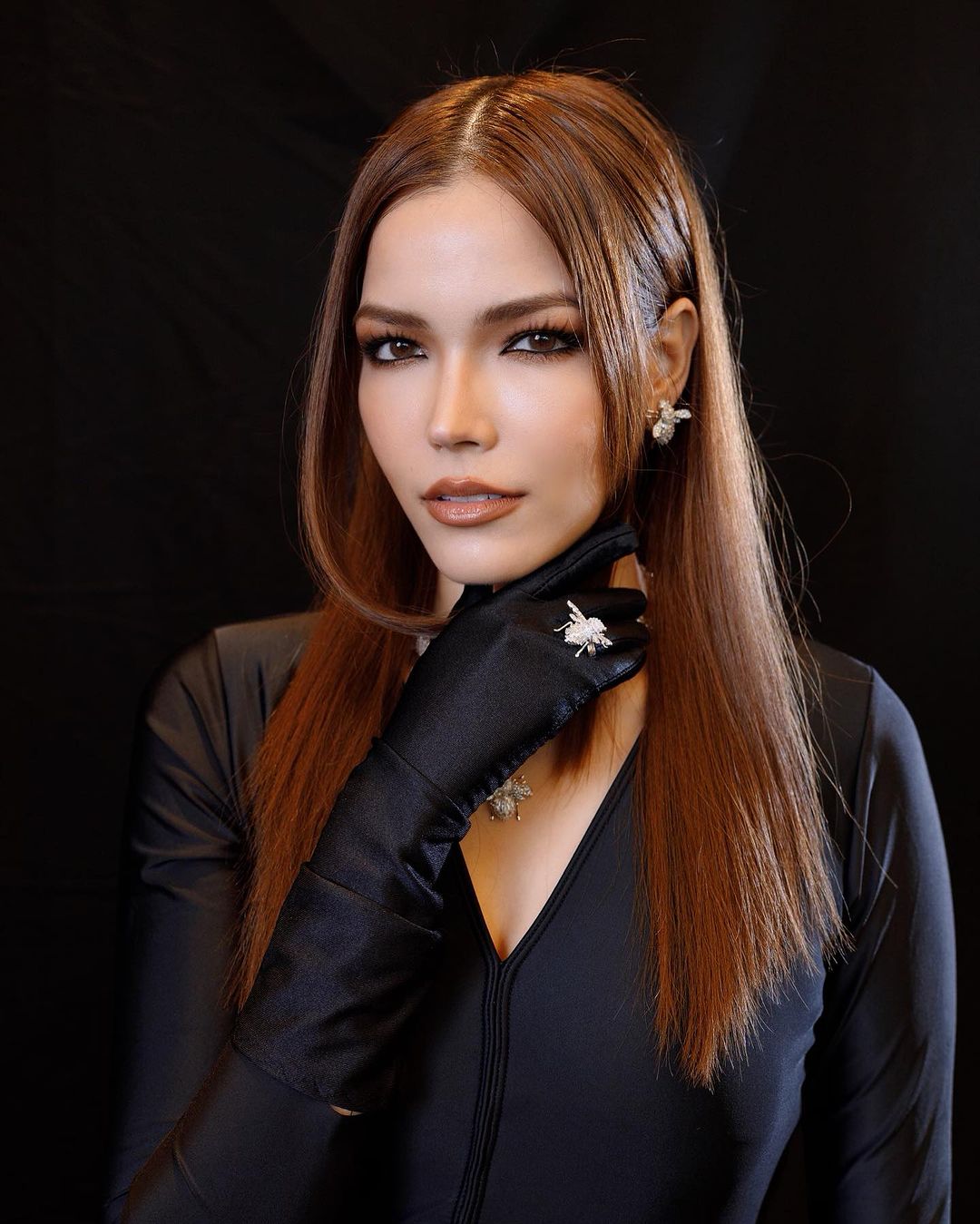 ฟ้าใส - ปวีณสุดา ดรูอิ้น