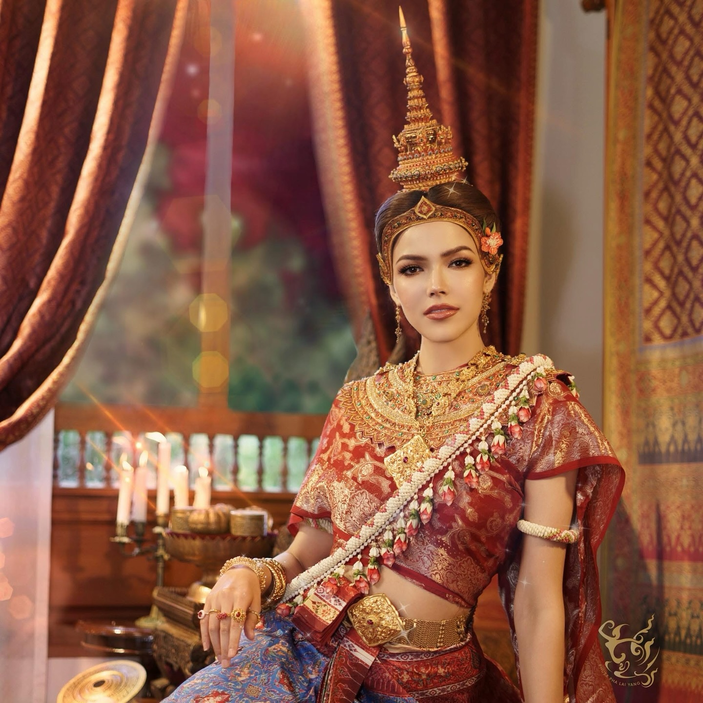 ฟ้าใส - ปวีณสุดา ดรูอิ้น