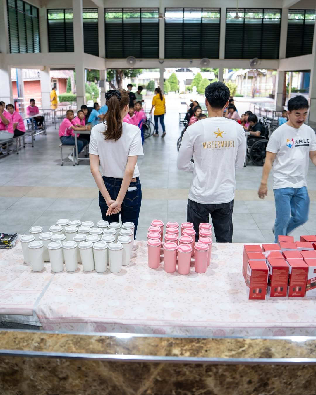 ฟ้าใส - ปวีณสุดา ดรูอิ้น