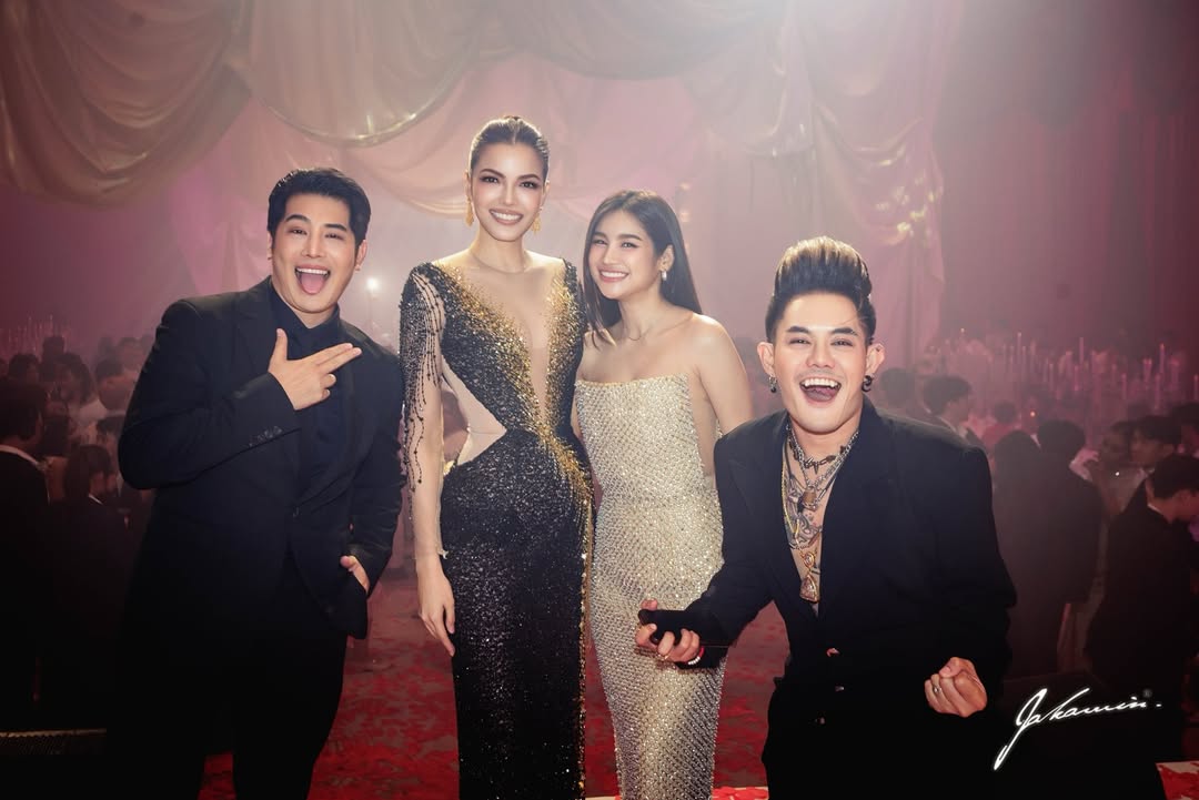ฟ้าใส - ปวีณสุดา ดรูอิ้น