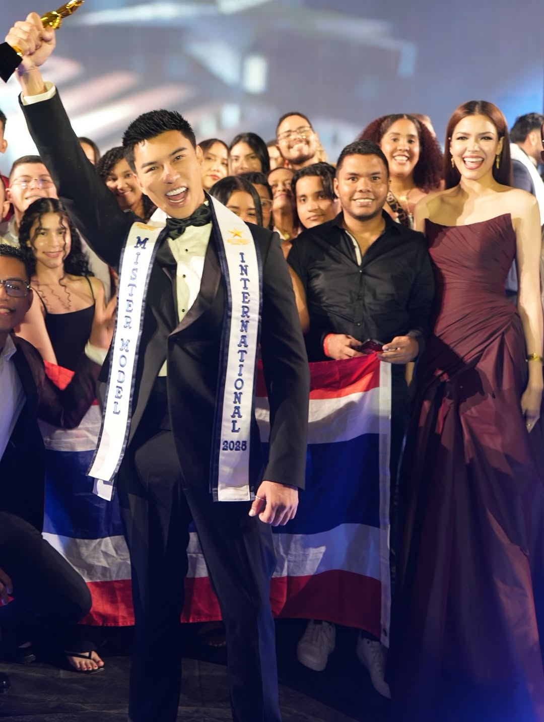 ฟ้าใส - ปวีณสุดา ดรูอิ้น