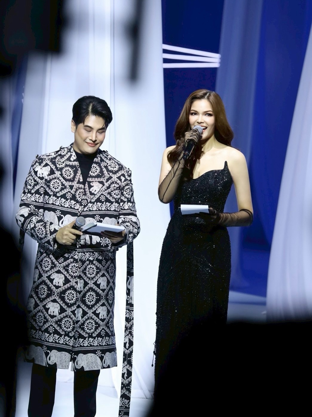 ฟ้าใส - ปวีณสุดา ดรูอิ้น