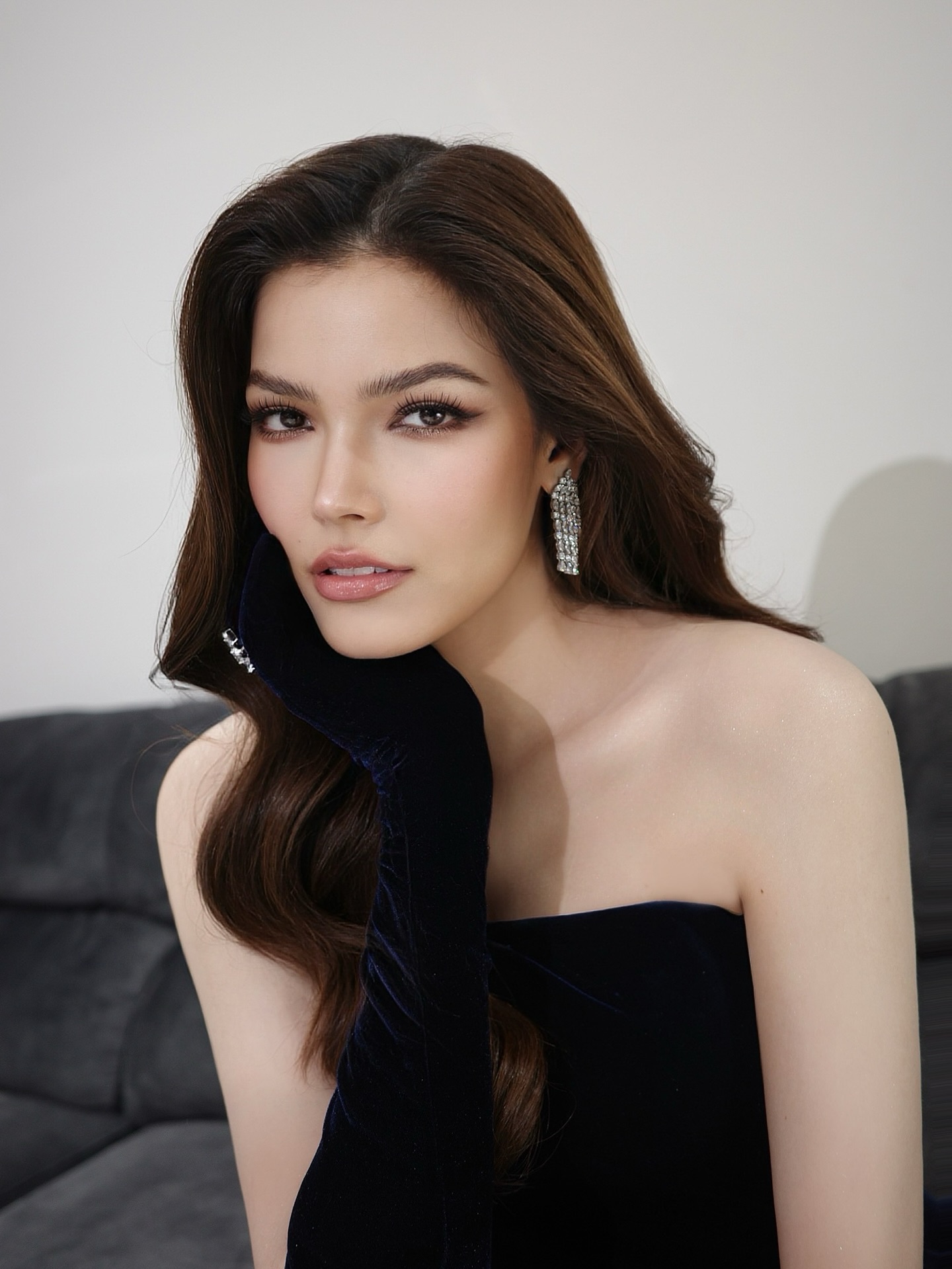 ฟ้าใส - ปวีณสุดา ดรูอิ้น