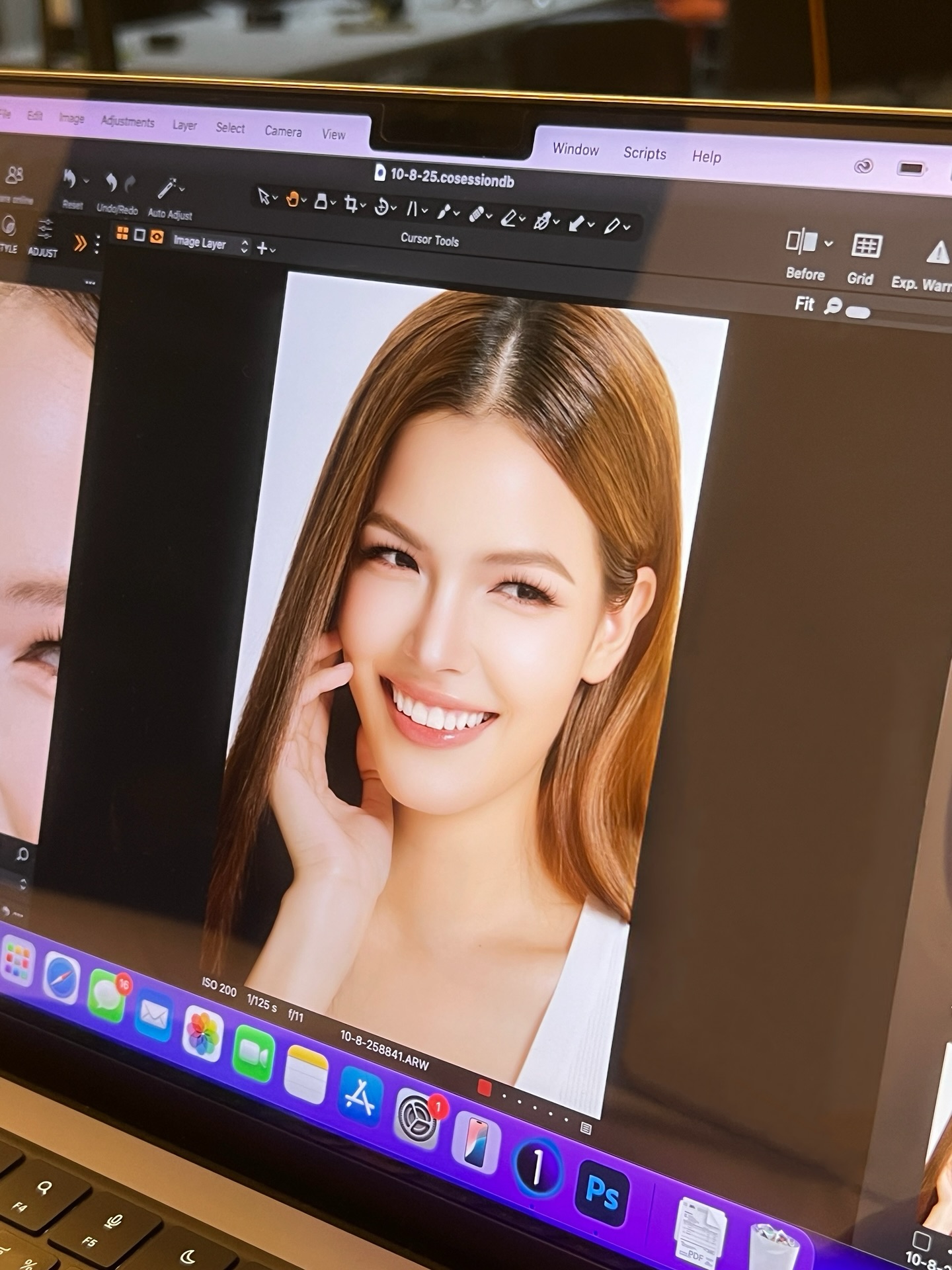ฟ้าใส - ปวีณสุดา ดรูอิ้น