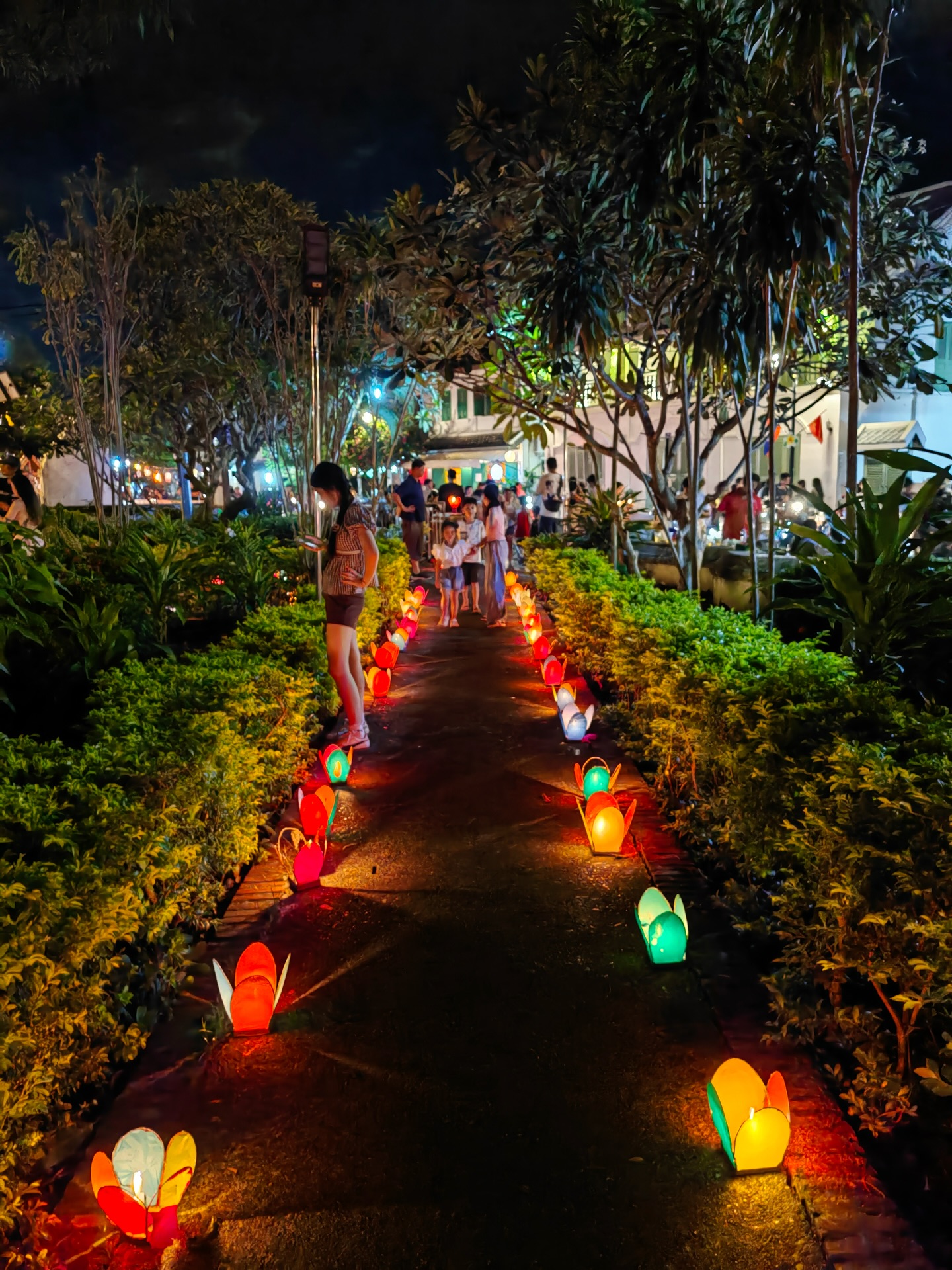 ฟ้าใส - ปวีณสุดา ดรูอิ้น