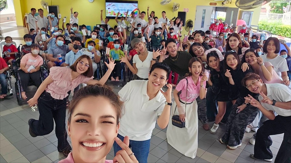 ฟ้าใส - ปวีณสุดา ดรูอิ้น