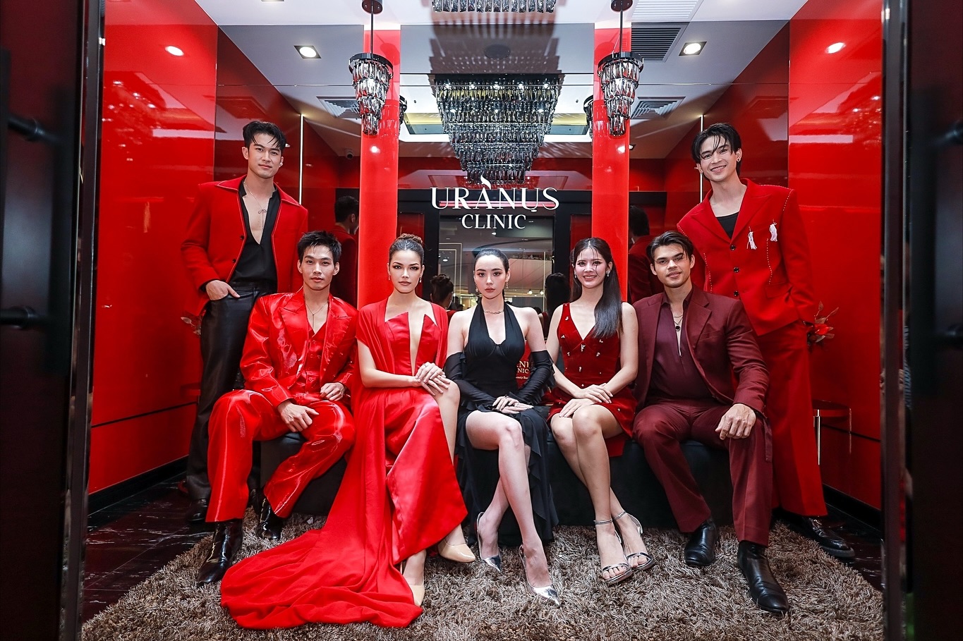 ฟ้าใส - ปวีณสุดา ดรูอิ้น