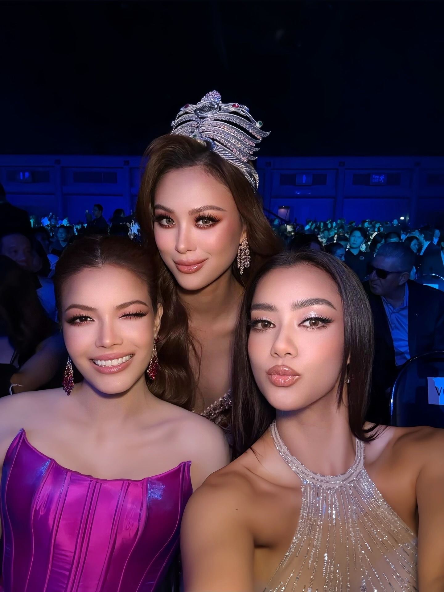 ฟ้าใส - ปวีณสุดา ดรูอิ้น