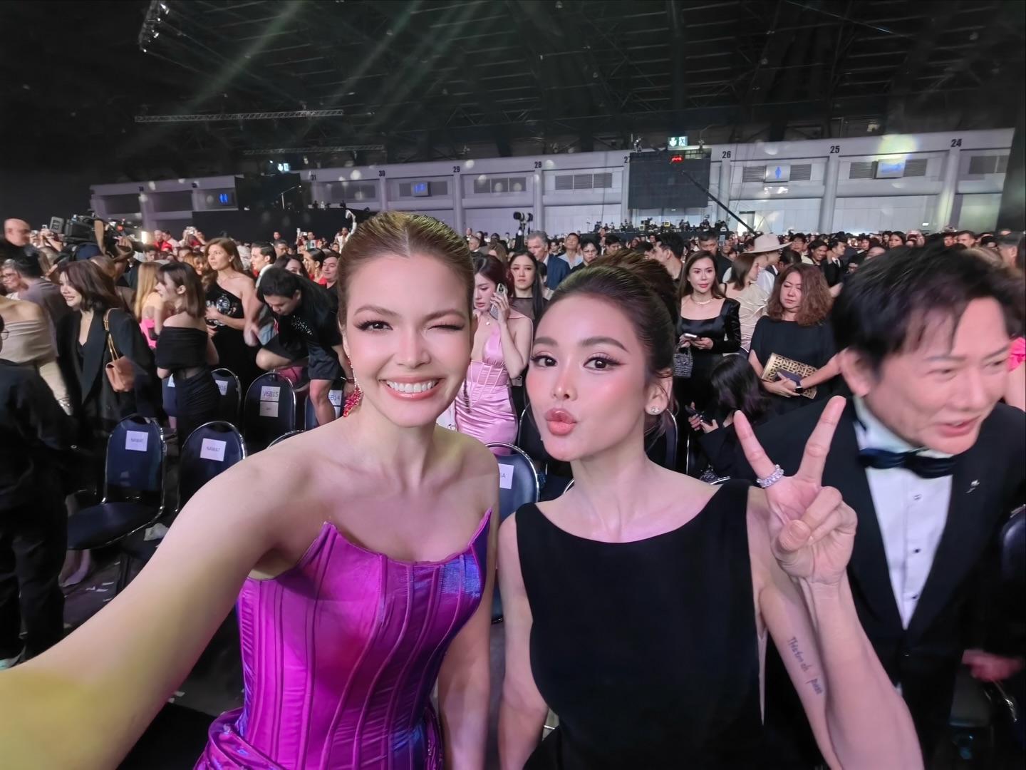 ฟ้าใส - ปวีณสุดา ดรูอิ้น