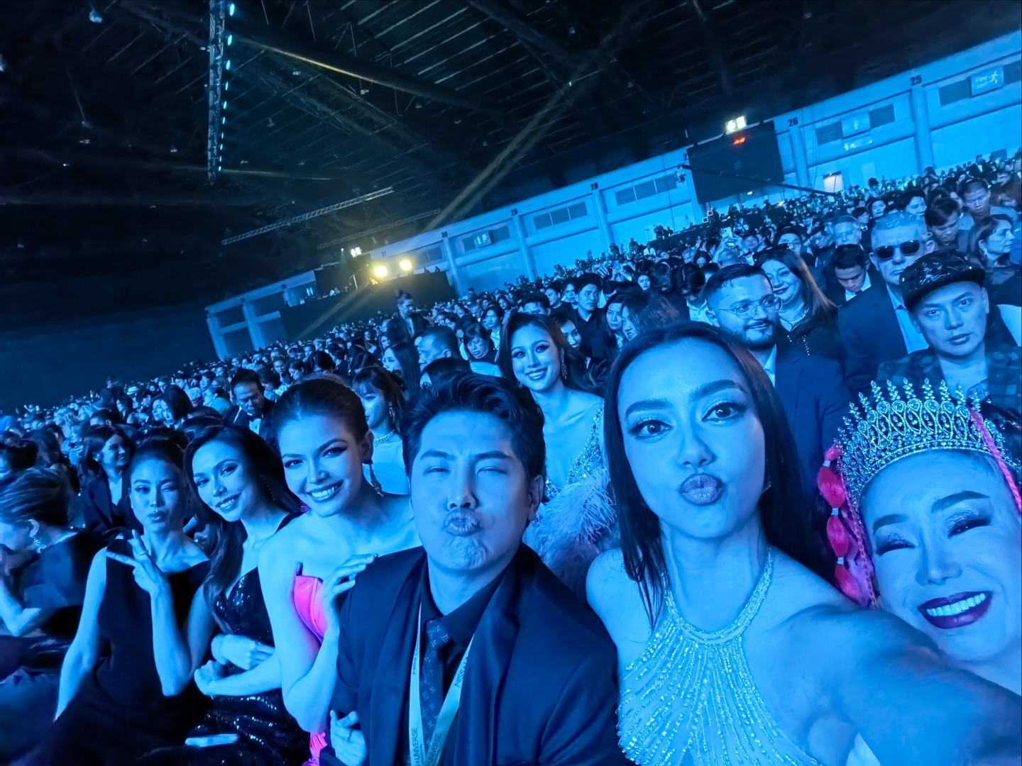 ฟ้าใส - ปวีณสุดา ดรูอิ้น