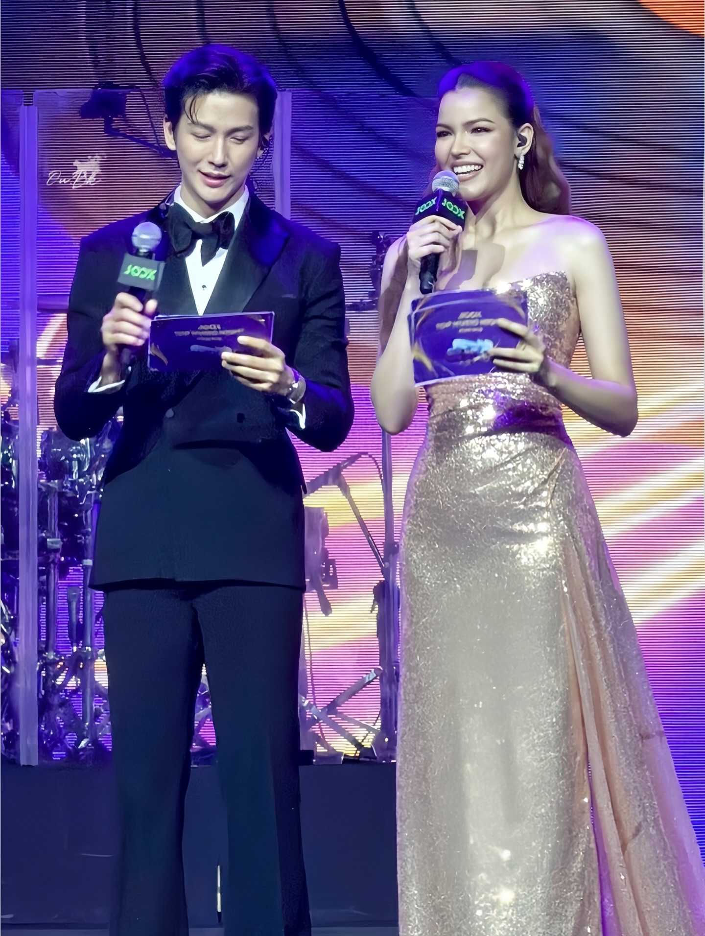 ฟ้าใส - ปวีณสุดา ดรูอิ้น