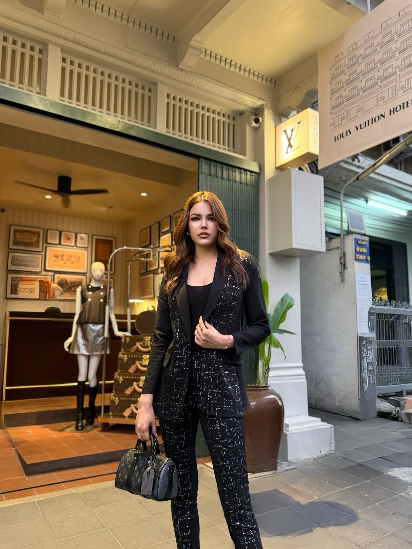 ฟ้าใส - ปวีณสุดา ดรูอิ้น