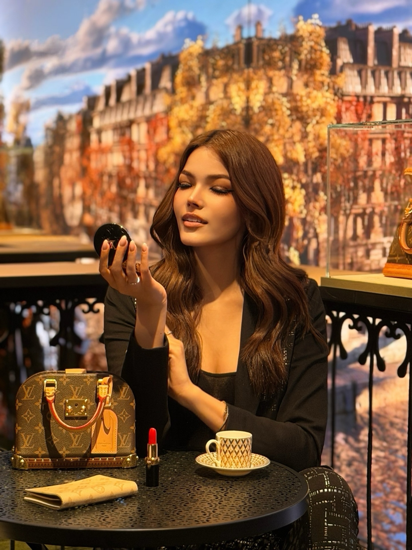 ฟ้าใส - ปวีณสุดา ดรูอิ้น