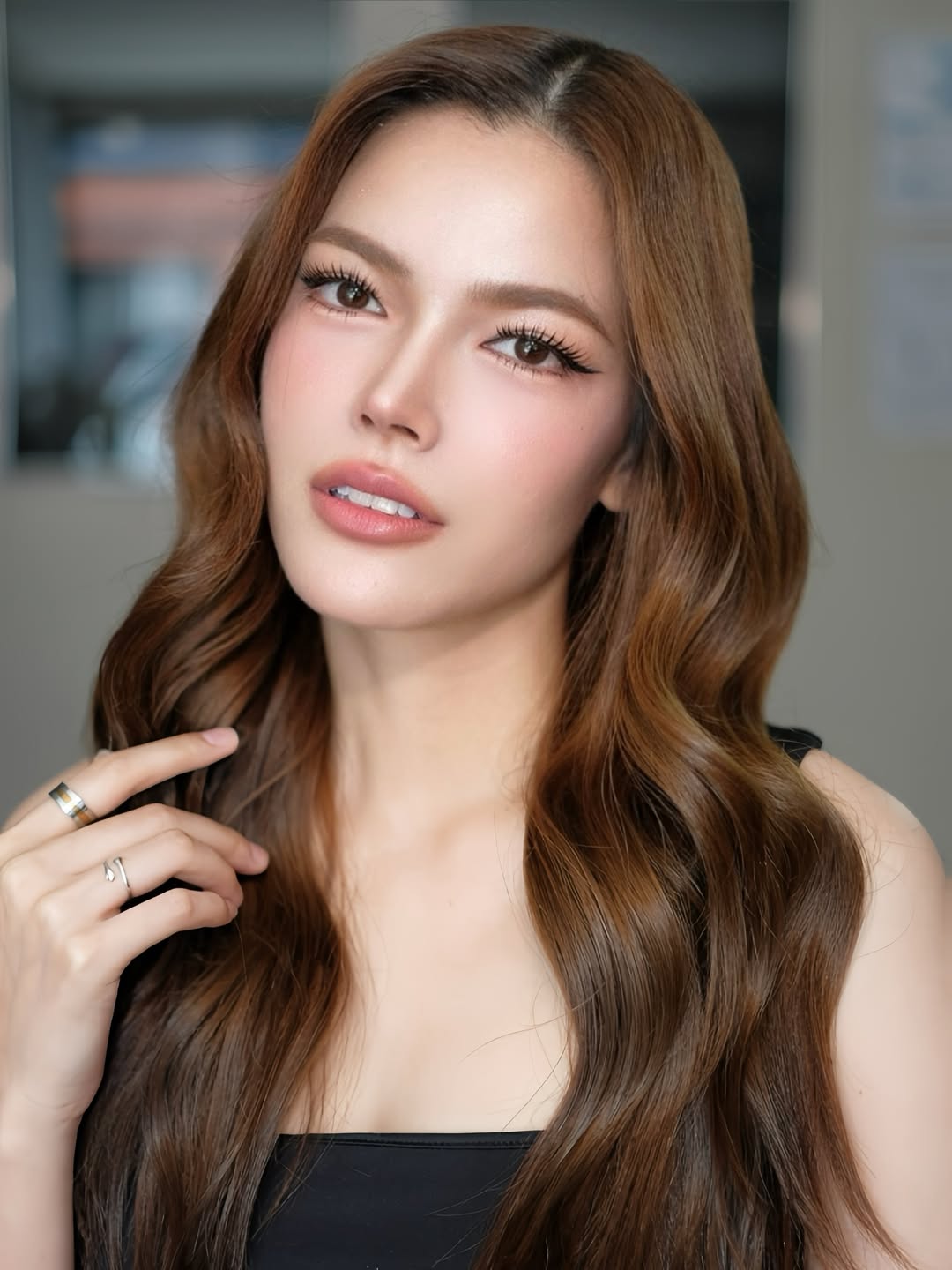 ฟ้าใส - ปวีณสุดา ดรูอิ้น