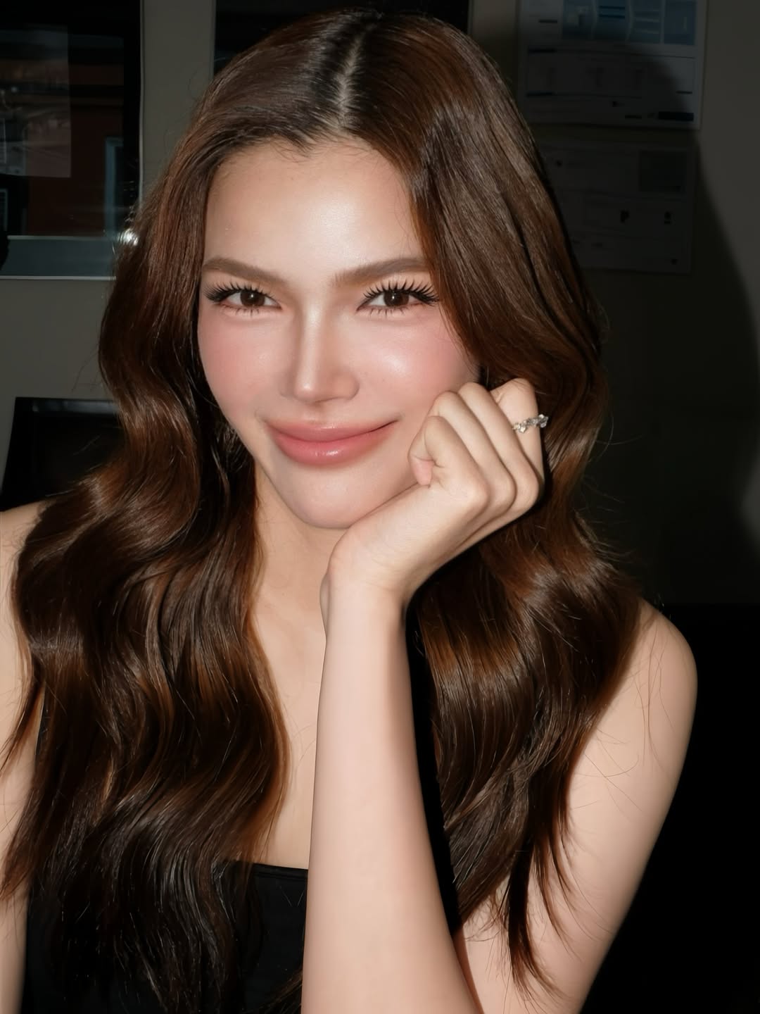 ฟ้าใส - ปวีณสุดา ดรูอิ้น