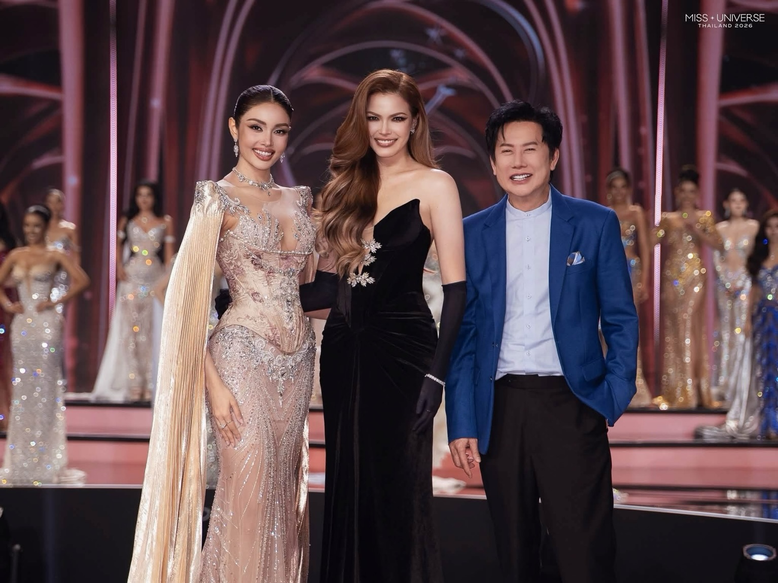 ฟ้าใส - ปวีณสุดา ดรูอิ้น