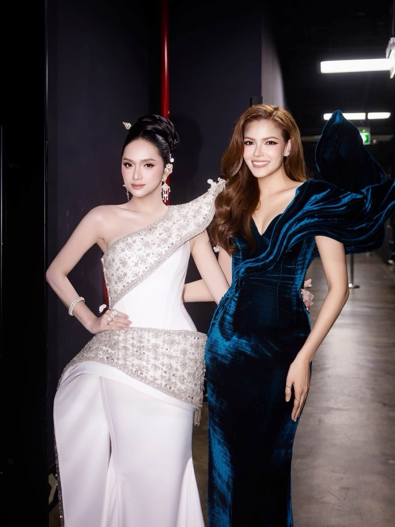 ฟ้าใส - ปวีณสุดา ดรูอิ้น