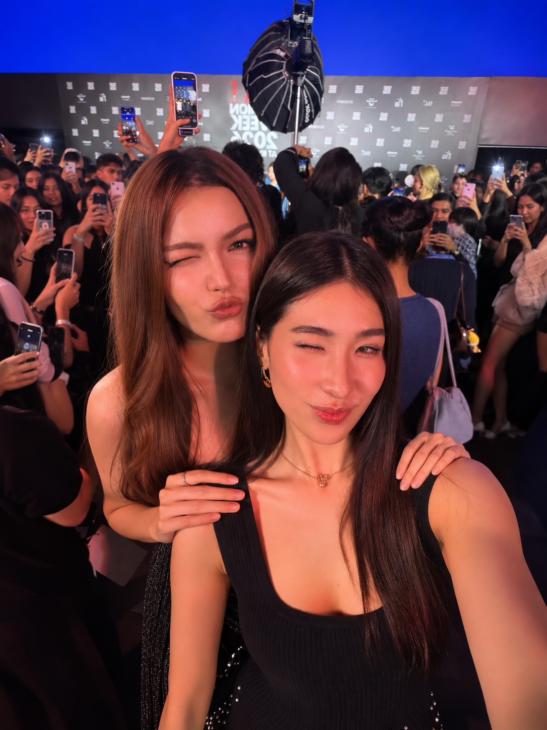 ฟ้าใส - ปวีณสุดา ดรูอิ้น
