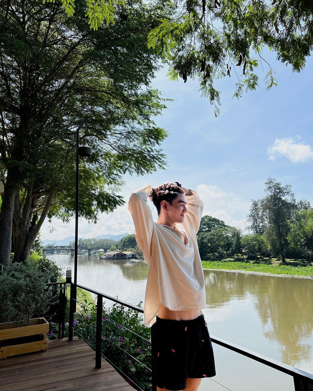 ไมค์ - ชินรัฐ สิริพงษ์ชวลิต