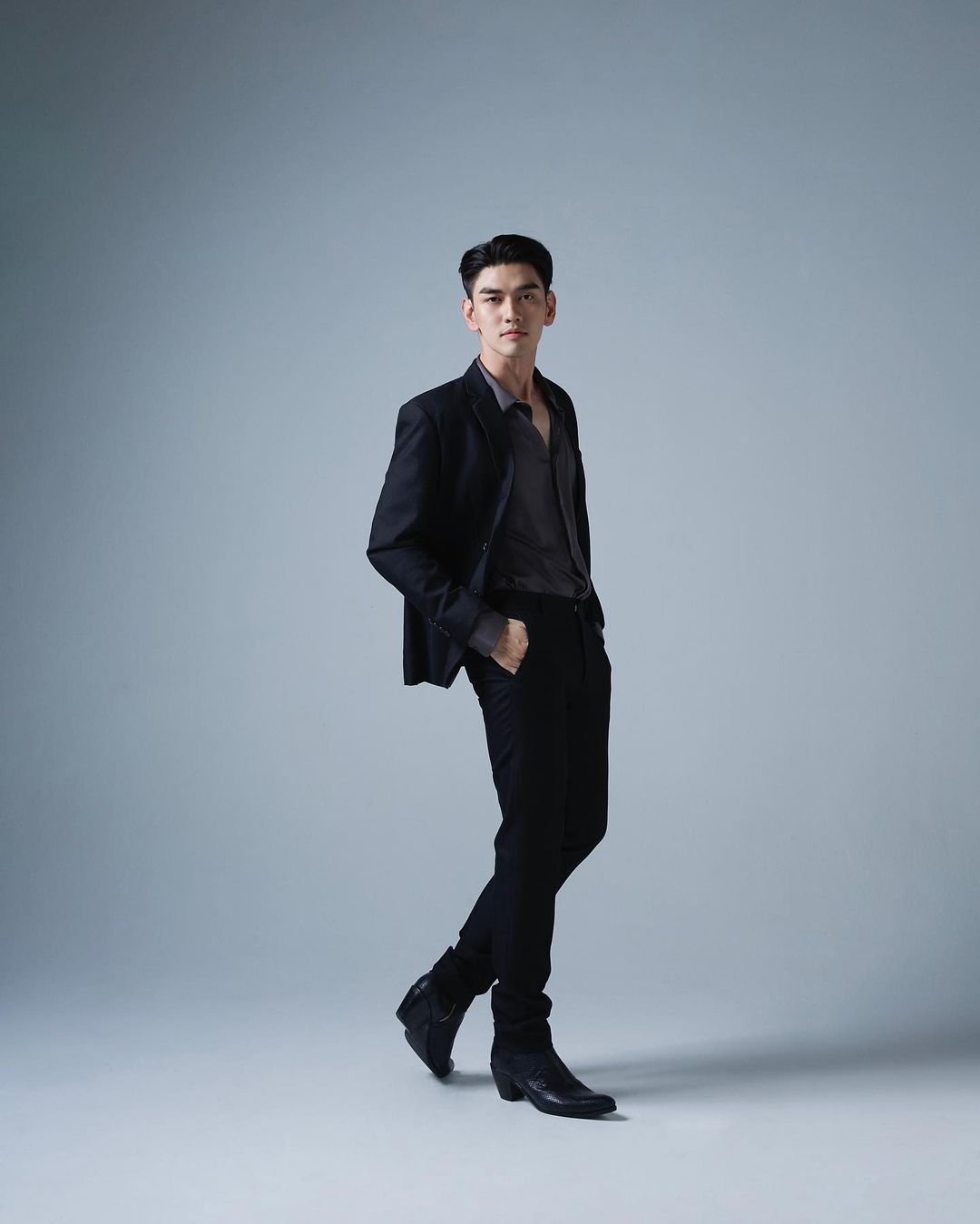 ไมค์ - ชินรัฐ สิริพงษ์ชวลิต