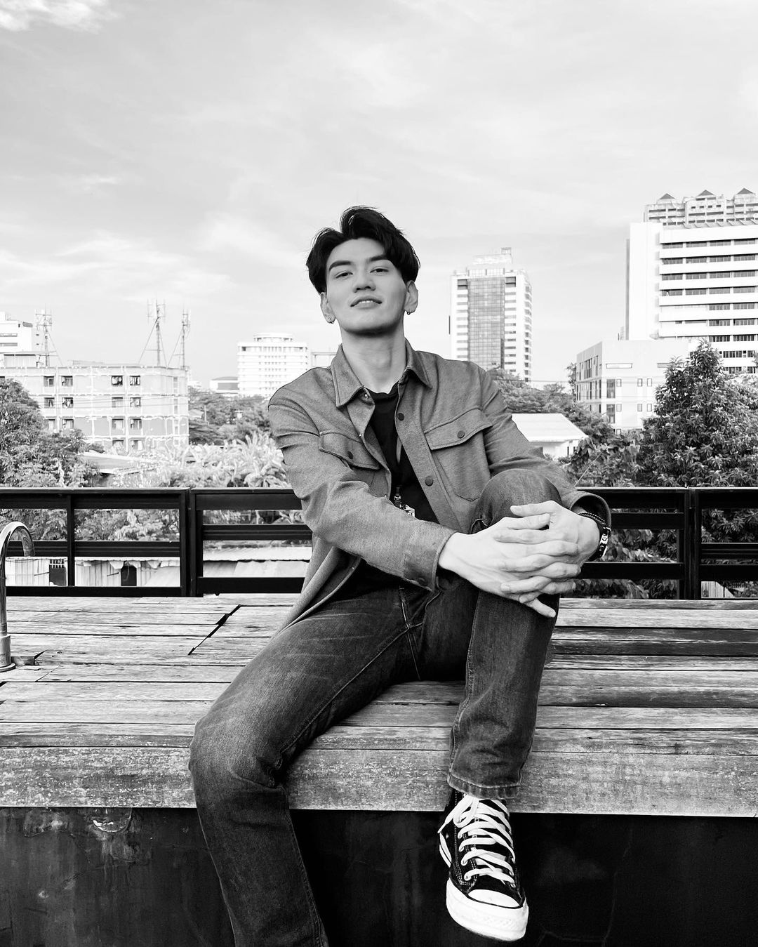ไมค์ - ชินรัฐ สิริพงษ์ชวลิต
