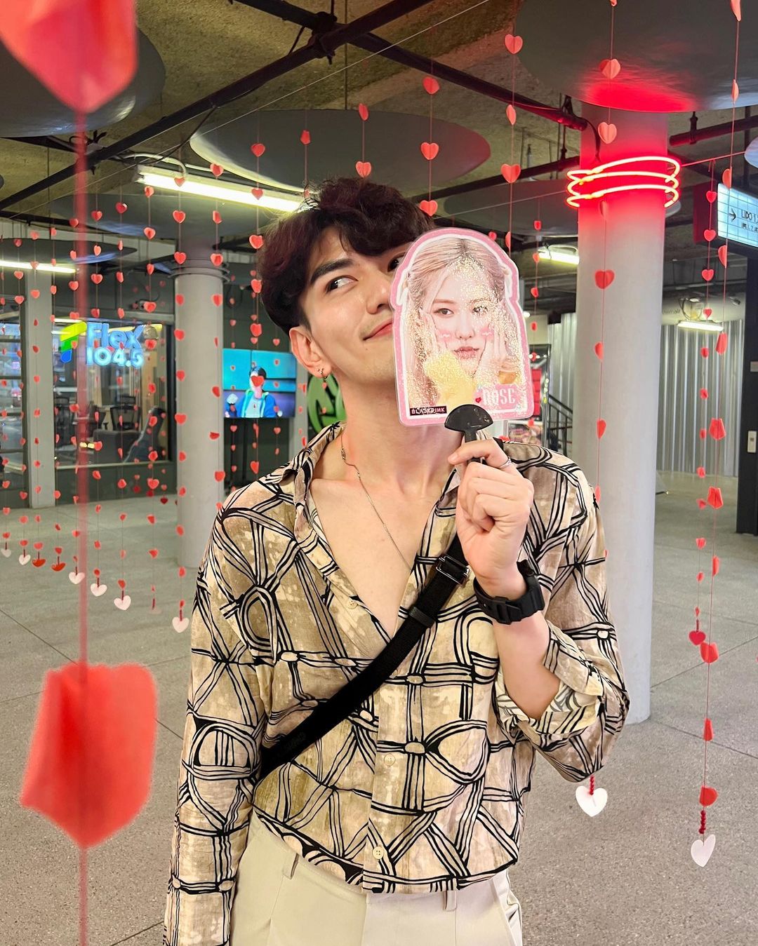 ไมค์ - ชินรัฐ สิริพงษ์ชวลิต