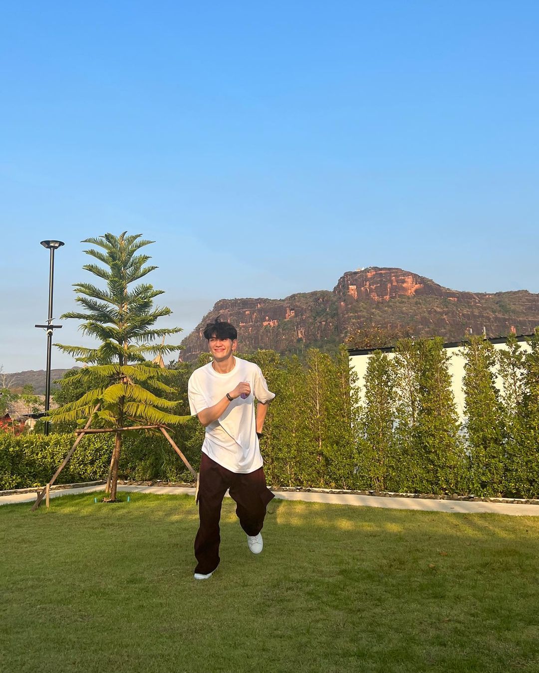 ไมค์ - ชินรัฐ สิริพงษ์ชวลิต