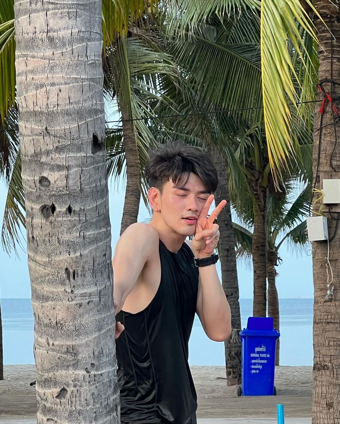 ไมค์ - ชินรัฐ สิริพงษ์ชวลิต
