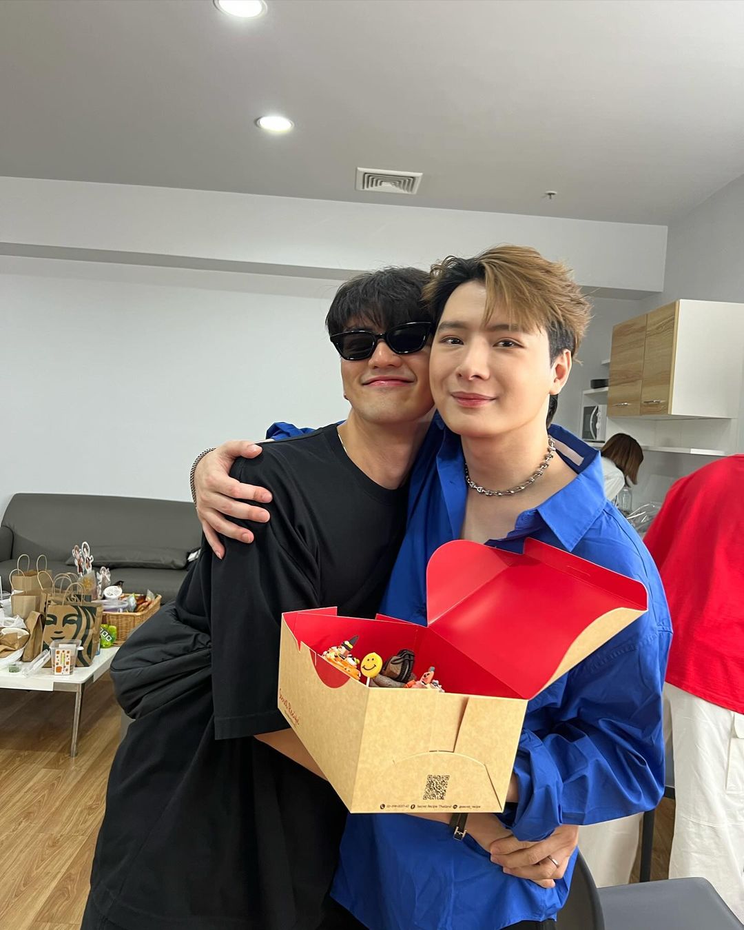 ไมค์ - ชินรัฐ สิริพงษ์ชวลิต