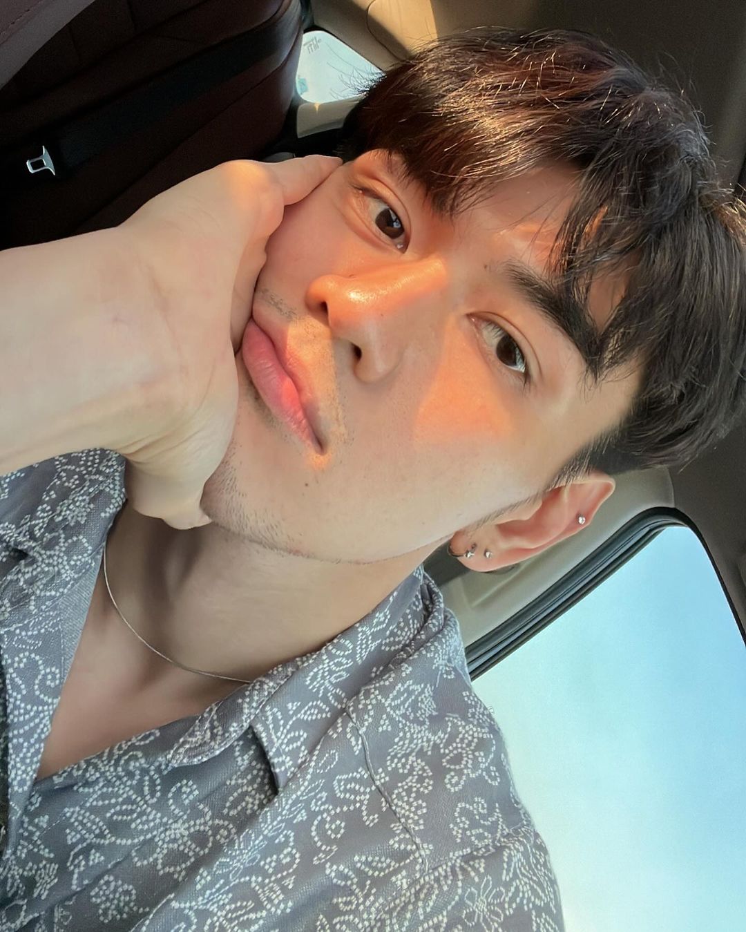 ไมค์ - ชินรัฐ สิริพงษ์ชวลิต