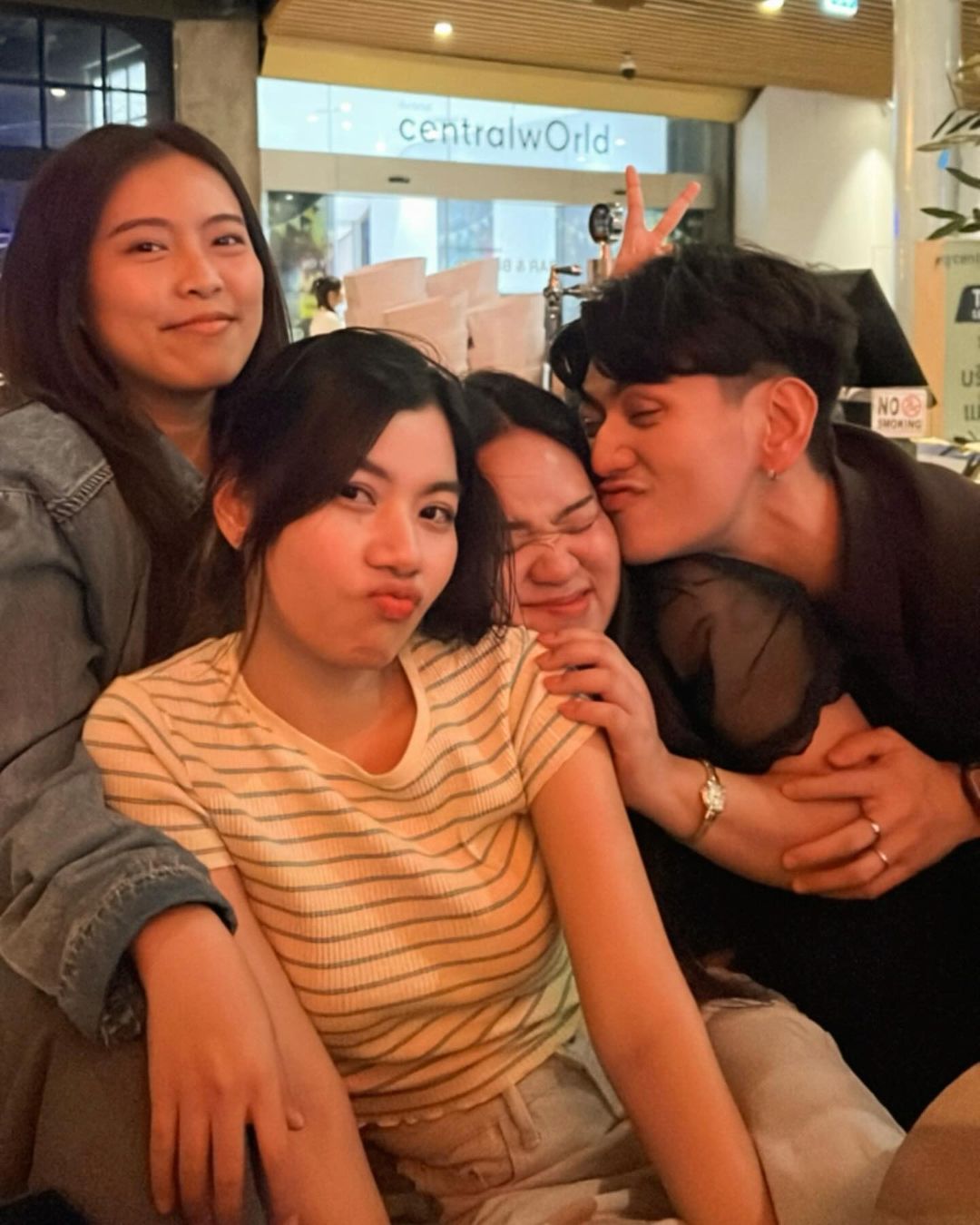 ไมค์ - ชินรัฐ สิริพงษ์ชวลิต
