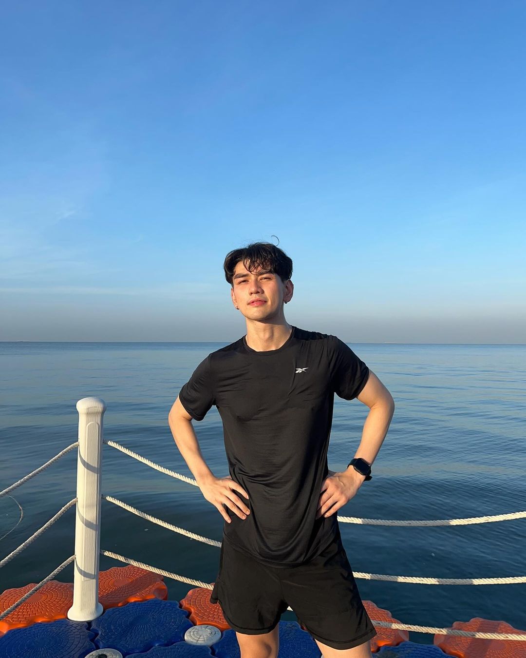 ไมค์ - ชินรัฐ สิริพงษ์ชวลิต
