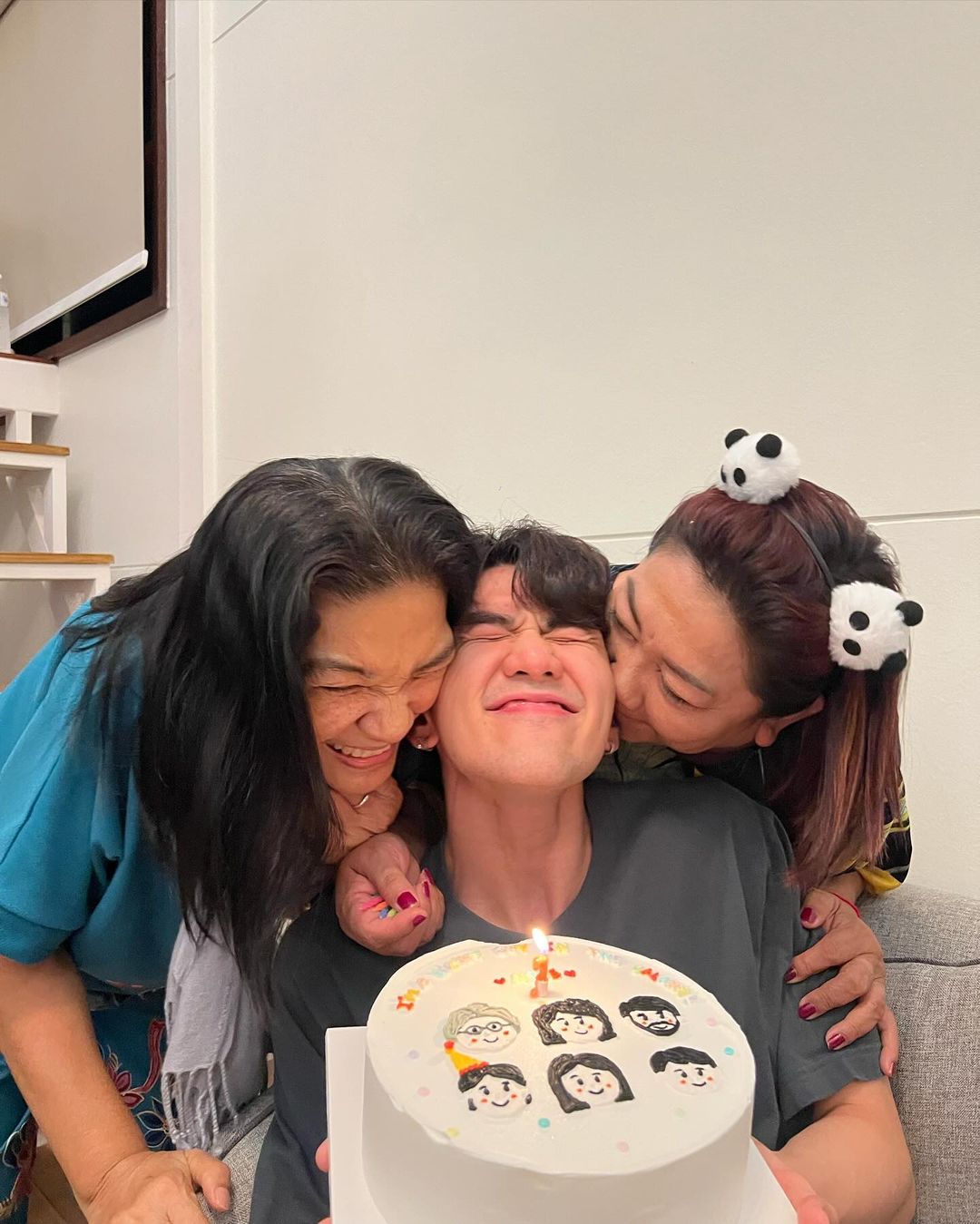 ไมค์ - ชินรัฐ สิริพงษ์ชวลิต