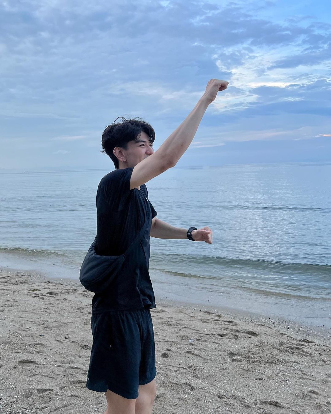 ไมค์ - ชินรัฐ สิริพงษ์ชวลิต