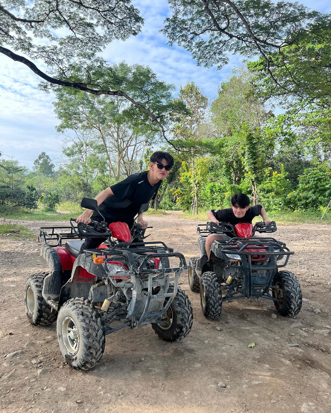 ไมค์ - ชินรัฐ สิริพงษ์ชวลิต