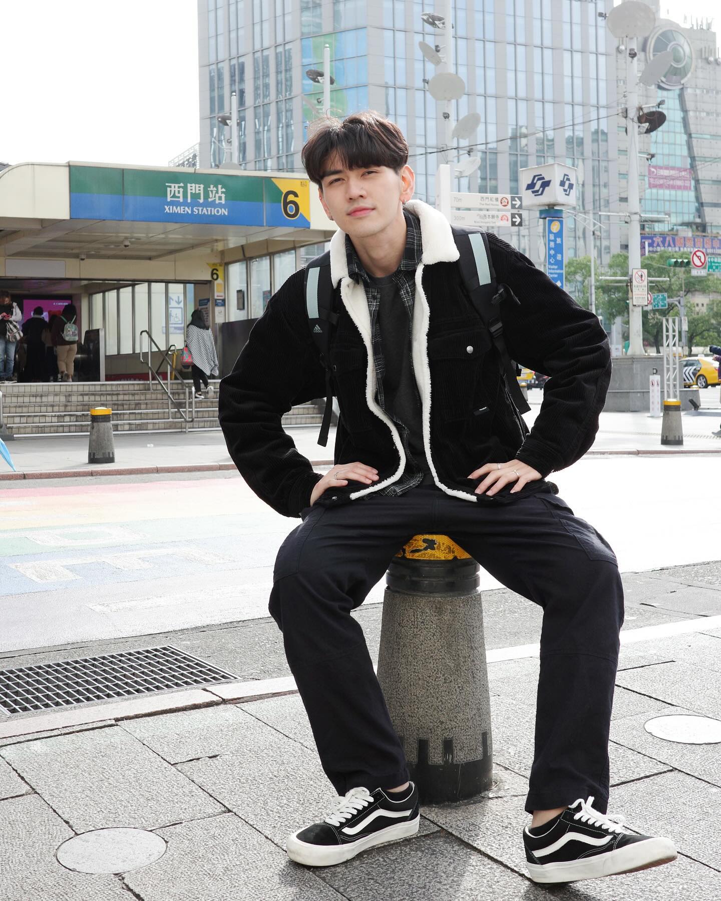 ไมค์ - ชินรัฐ สิริพงษ์ชวลิต