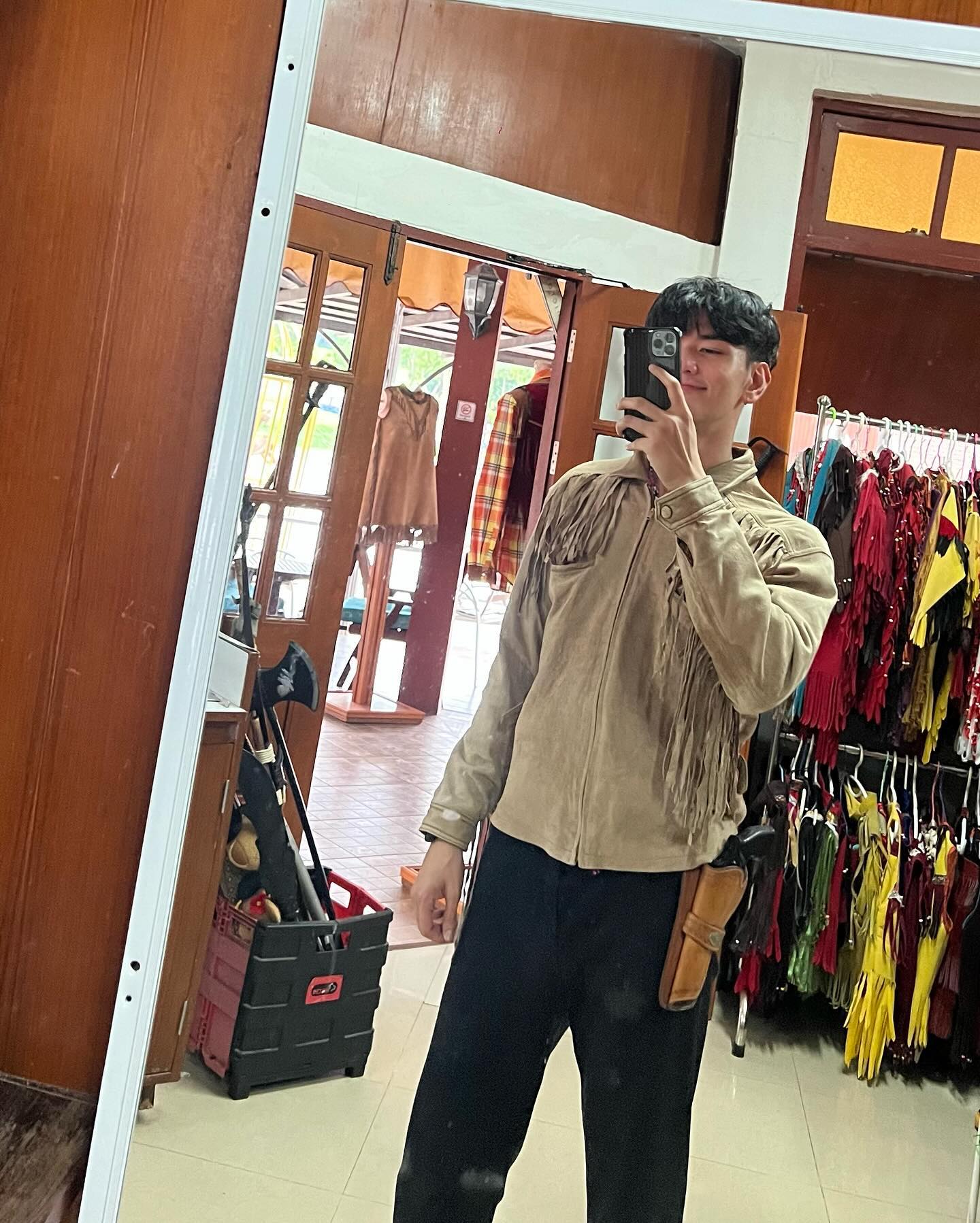 ไมค์ - ชินรัฐ สิริพงษ์ชวลิต