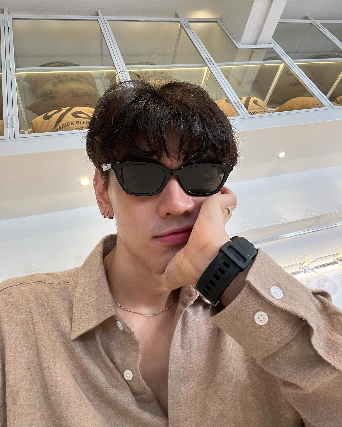 ไมค์ - ชินรัฐ สิริพงษ์ชวลิต