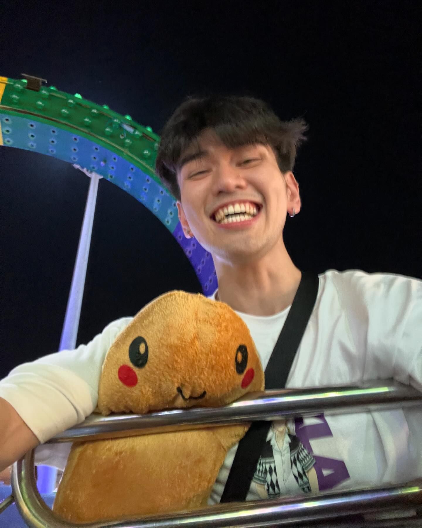 ไมค์ - ชินรัฐ สิริพงษ์ชวลิต