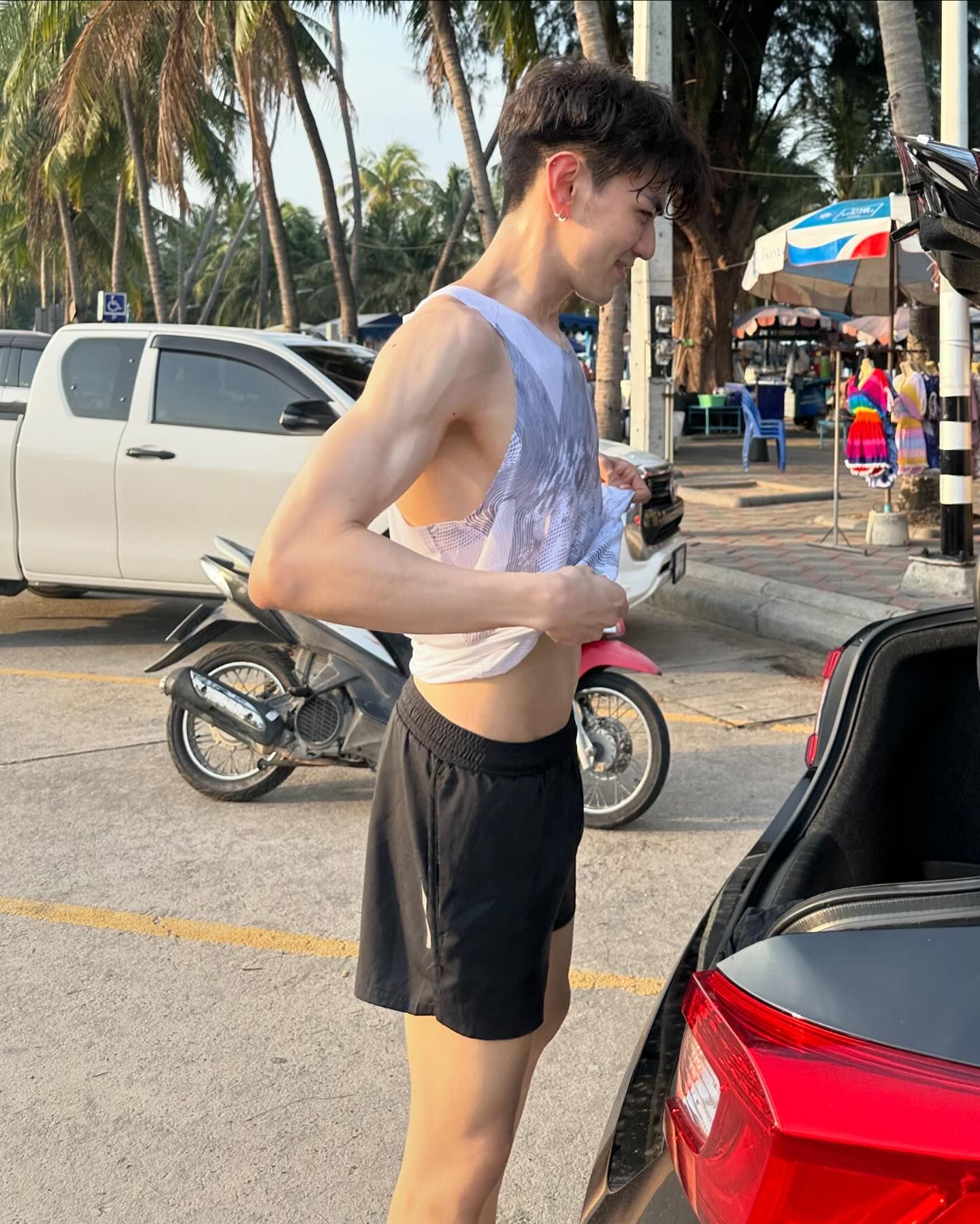 ไมค์ - ชินรัฐ สิริพงษ์ชวลิต